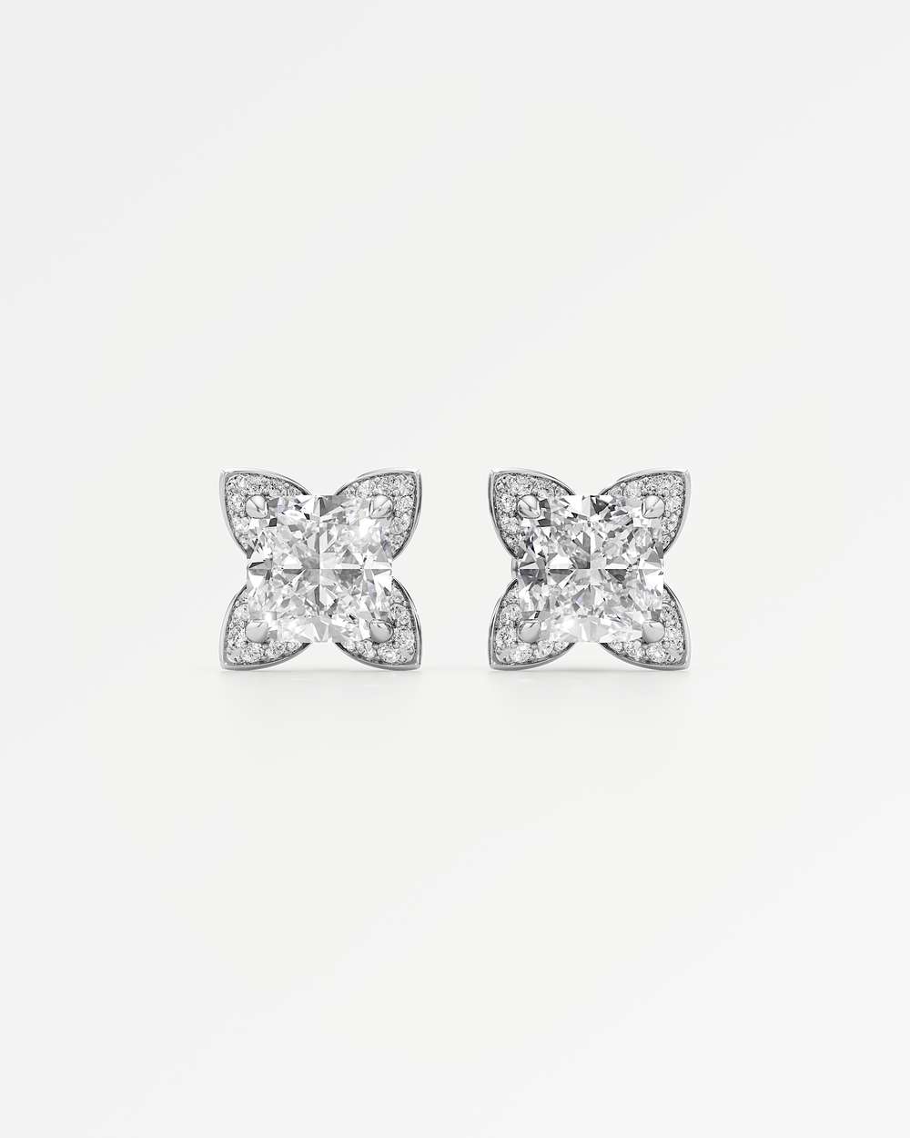 Etera Diamond Stud Earrings