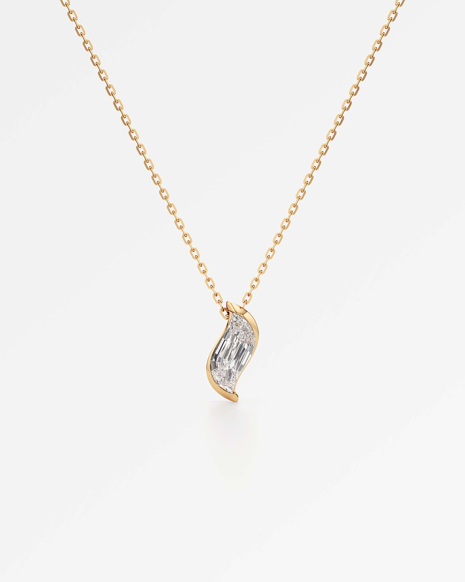 Faléa Diamond Pendant