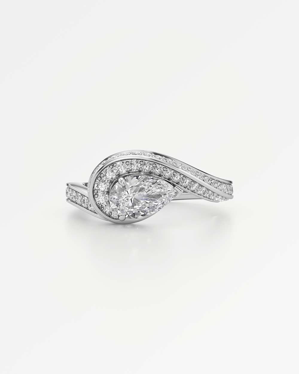 Alizé Diamond Engagement Ring