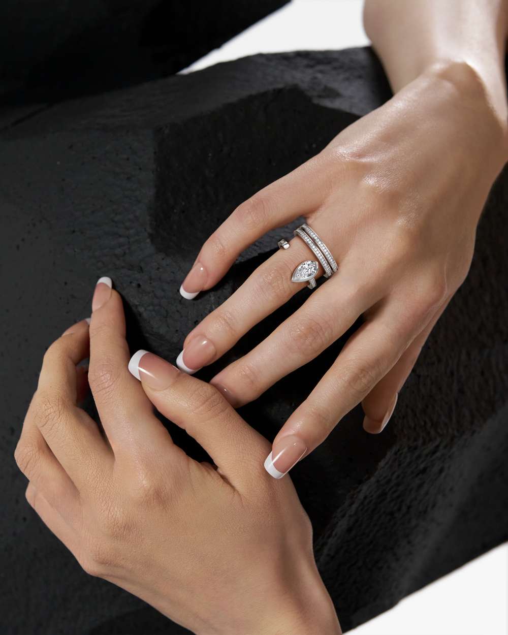 Apecia Diamond Ring