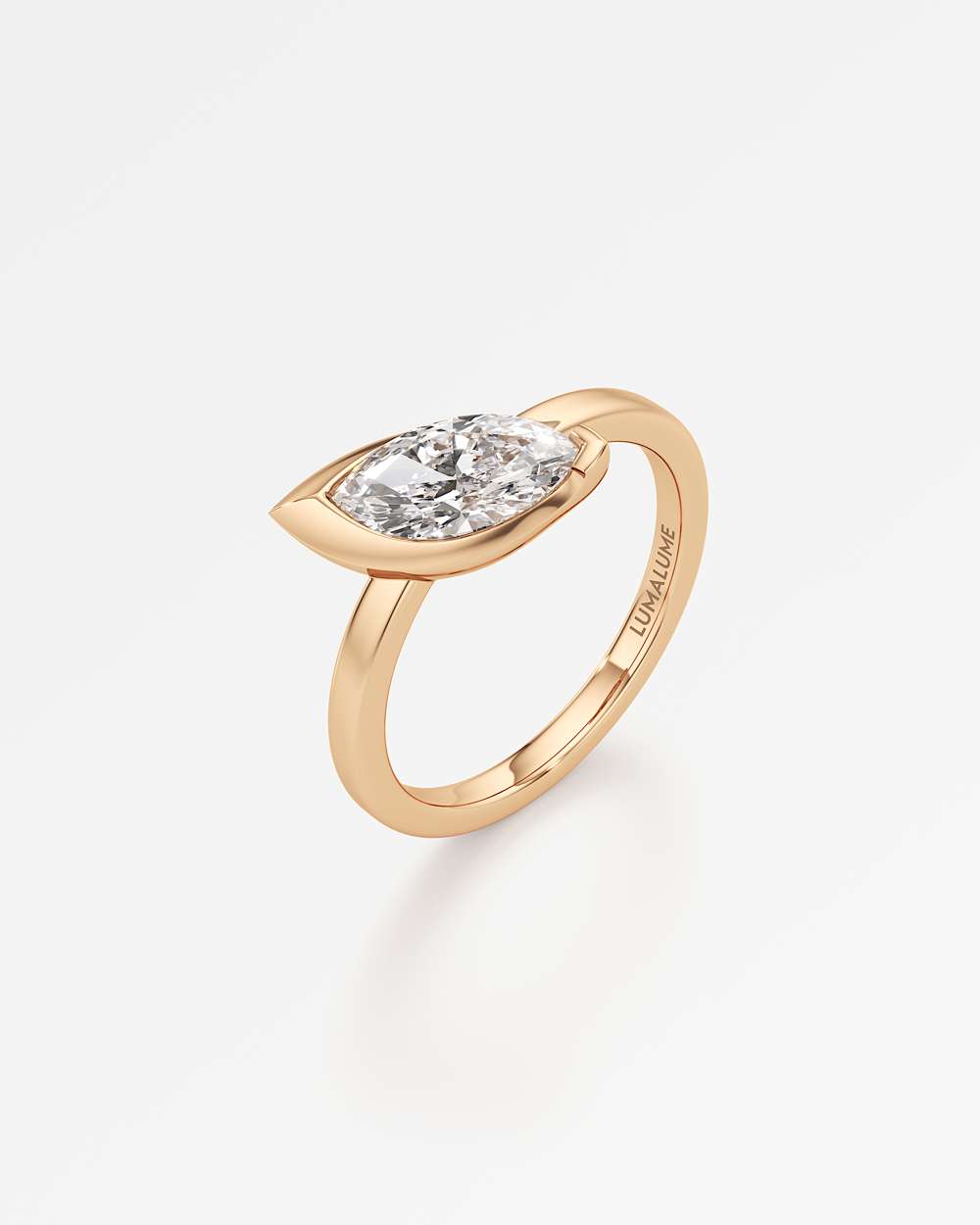 Apixa Diamond Ring